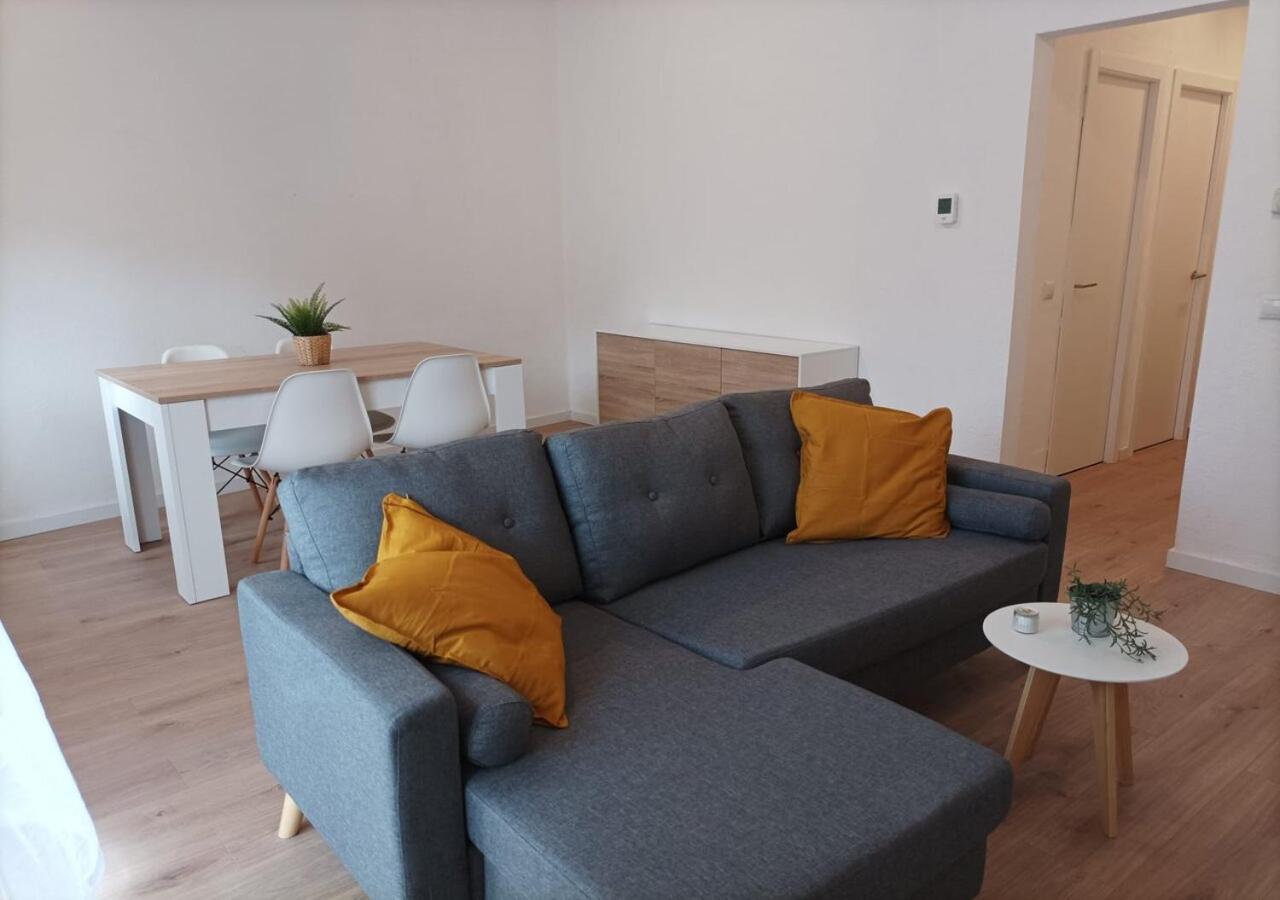 Nuevo Apartamento Centro Lleida Luaran gambar